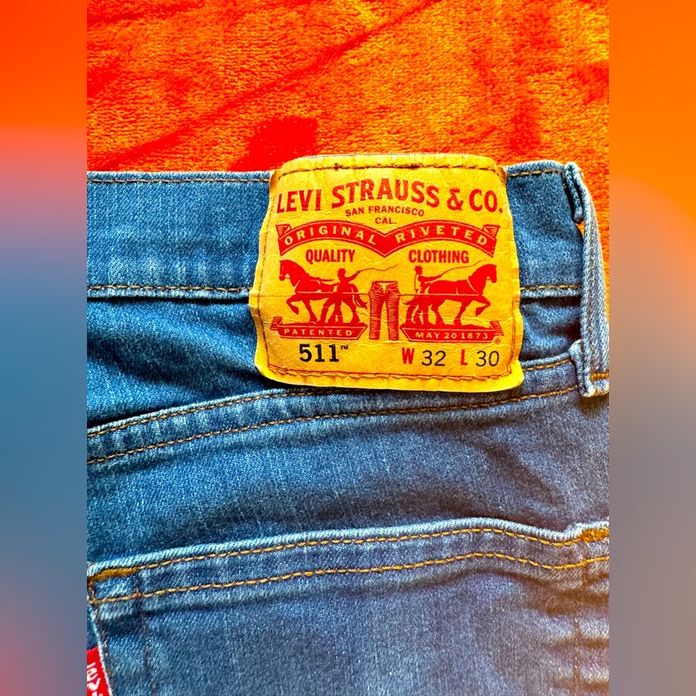 511 Dark Wash Blue Levi Jeans